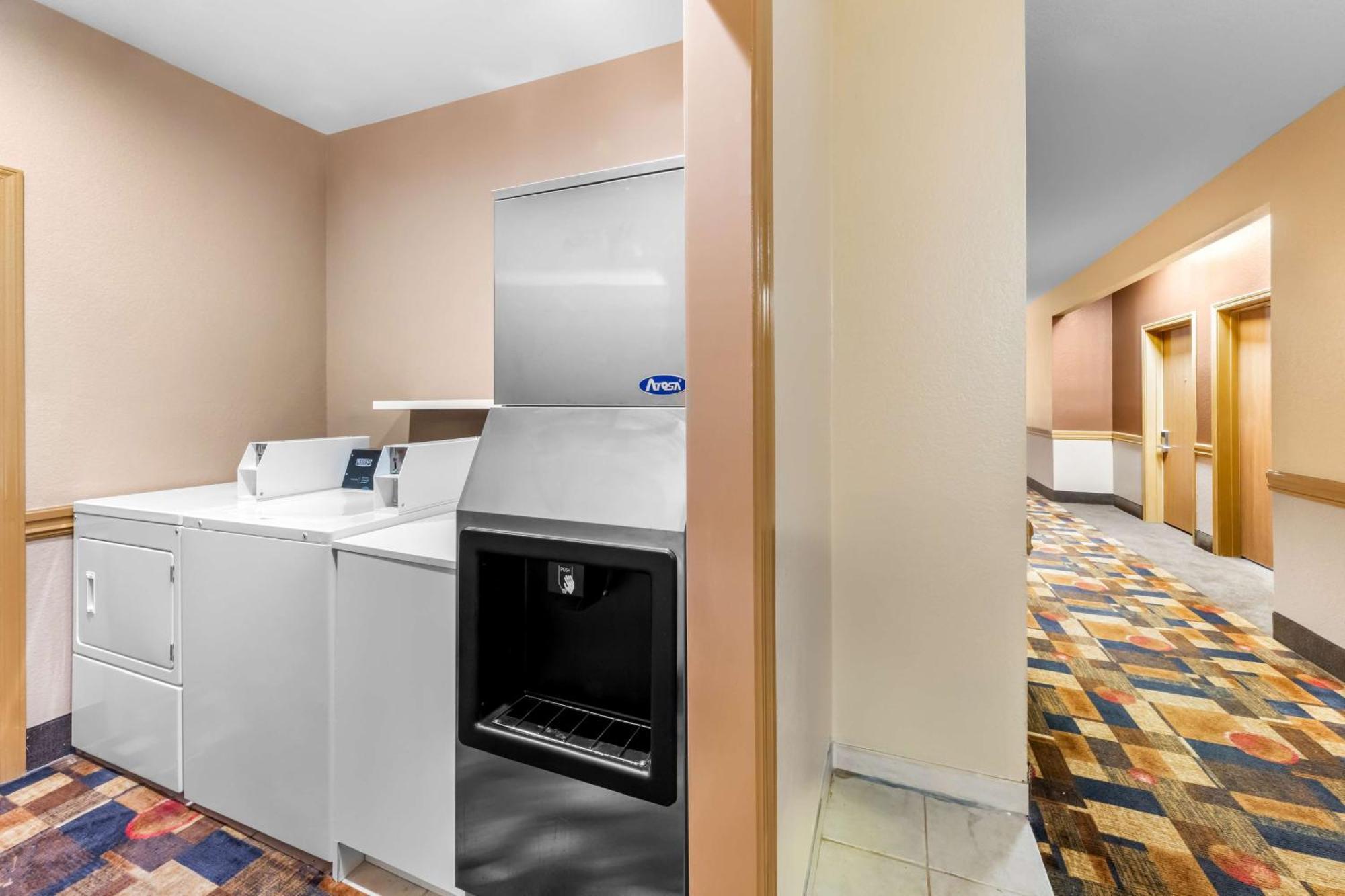 Best Western Halito Inn Calera Экстерьер фото